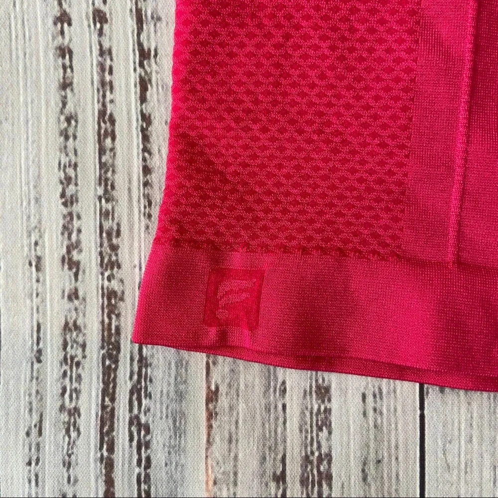 Fabletics Delta Seamless Tank II. Size XSmall - Picture 5 of 7